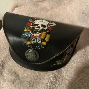 Vintage Ed Hardy Catcher Sunglasses with leather Case, wipe and booklet ED HARDY Vintage Tattoo Eyewear Womens Sunglasses w/Case EHS  main image 4